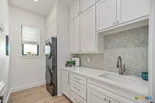 80 W Clear Water, Port O'Connor, TX 77982 - Photo 21