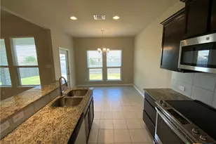 1110 Lakeway Crossing Dr, Temple, TX 76502 - Photo 9