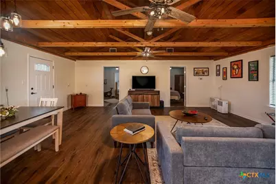 21 Mollnar Drive, Palacios, TX 77465 - Photo 9
