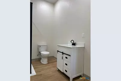 10378 Oakalla Road, Killeen, TX 76549 - Photo 11