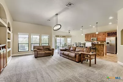 2262 Sun Chase Boulevard, New Braunfels, TX 78130 - Photo 5