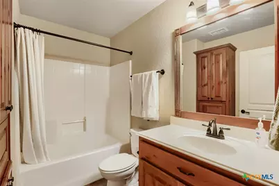 2262 Sun Chase Boulevard, New Braunfels, TX 78130 - Photo 15