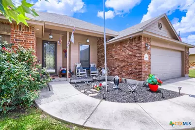 2262 Sun Chase Boulevard, New Braunfels, TX 78130 - Photo 1