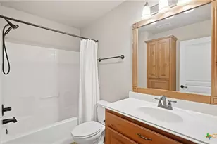 2262 Sun Chase Blvd, New Braunfels, TX 78130 - Photo 31