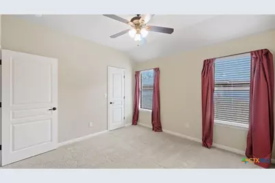 2262 Sun Chase Boulevard, New Braunfels, TX 78130 - Photo 29