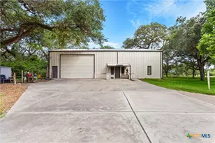 801 Treasure Oaks Rd, Inez, TX 77968 - Photo 5