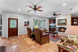 801 Treasure Oaks Rd, Inez, TX 77968 - Photo 9