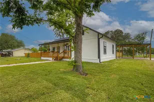 312 N Lavernia, Marion, TX 78124 - Photo 3