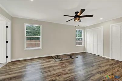 312 N Lavernia, Marion, TX 78124 - Photo 15