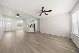 600 Garfield St, McGregor, TX 76657 - Photo 11