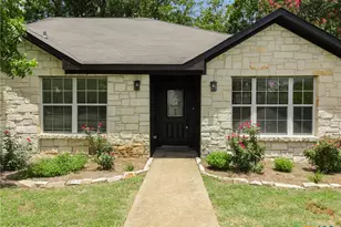 600 Garfield St, McGregor, TX 76657 - Photo 5