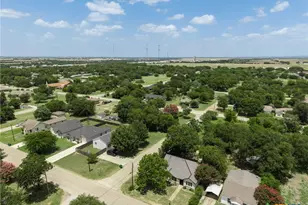 600 Garfield St, McGregor, TX 76657 - Photo 33