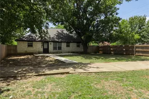 600 Garfield St, McGregor, TX 76657 - Photo 25