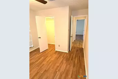 203 S Mitchell Avenue #4, San Marcos, TX 78666 - Photo 5