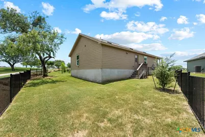1355 Art Wall Way, San Antonio, TX 78221 - Photo 23