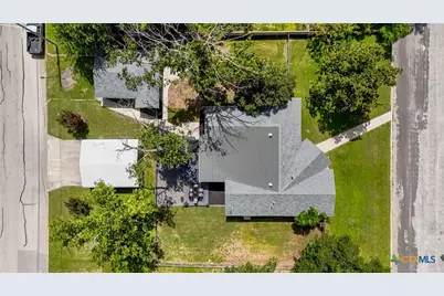 733 E Krezdorn Street, Seguin, TX 78155 - Photo 39