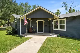 733 E Krezdorn St, Seguin, TX 78155 - Photo 31