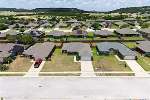 3502 Lucas St, Copperas Cove, TX 76522 - Photo 5