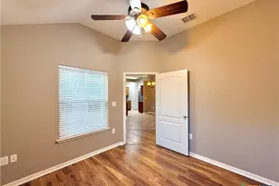 132 Carlsbad Dr, Victoria, TX 77904 - Photo 21