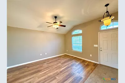 132 Carlsbad Drive, Victoria, TX 77904 - Photo 3