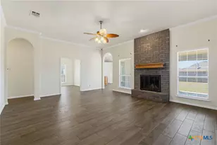 2022 Merlin Dr, Harker Heights, TX 76548 - Photo 5