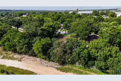629 Creek Drive, New Braunfels, TX 78130 - Photo 23