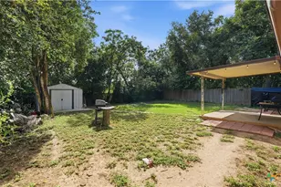 629 Creek Dr, New Braunfels, TX 78130 - Photo 21