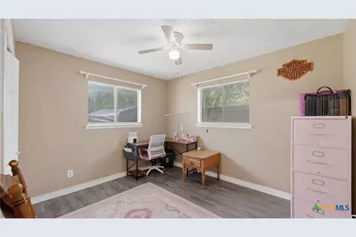 629 Creek Drive, New Braunfels, TX 78130 - Photo 17