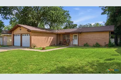 629 Creek Drive, New Braunfels, TX 78130 - Photo 3