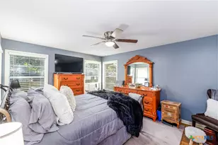 1215 N Hamilton St, Gonzales, TX 78629 - Photo 25
