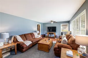 1215 N Hamilton St, Gonzales, TX 78629 - Photo 19