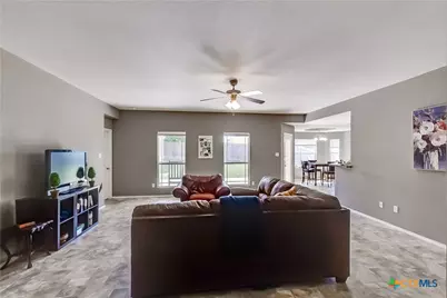 5102 Screaming Eagle Circle, Killeen, TX 76549 - Photo 5