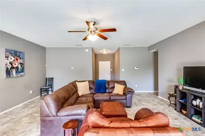 5102 Screaming Eagle Circle, Killeen, TX 76549 - Photo 7