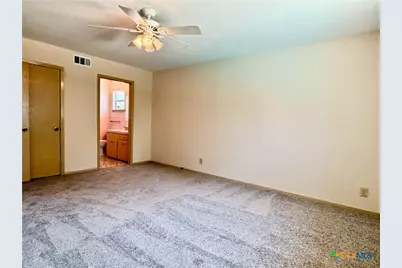 141 Oaklane Drive, Universal City, TX 78148 - Photo 15