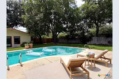 141 Oaklane Drive, Universal City, TX 78148 - Photo 1