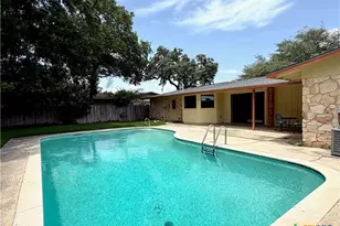 141 Oaklane Dr, Universal City, TX 78148 - Photo 25