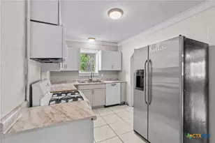 307 Crockett St, Holland, TX 76534 - Photo 13