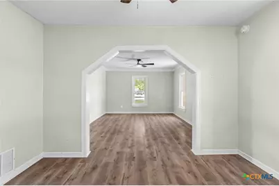 307 Crockett Street, Holland, TX 76534 - Photo 9