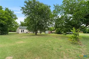 307 Crockett St, Holland, TX 76534 - Photo 45
