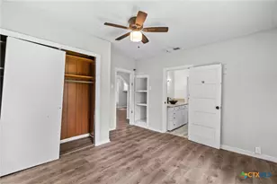 307 Crockett St, Holland, TX 76534 - Photo 25