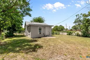 111 N 11th St, Temple, TX 76501 - Photo 21