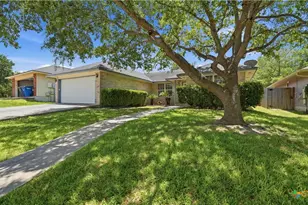 1615 Sunshine Peak, New Braunfels, TX 78130 - Photo 33