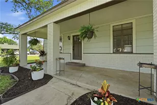 101 Bowie St, Martindale, TX 78655 - Photo 5