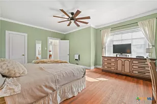 101 Bowie St, Martindale, TX 78655 - Photo 19