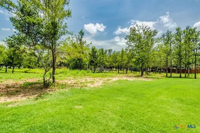 107 Keahi Court, Bastrop, TX 78602 - Photo 35