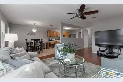 2042 Dragon Trail, New Braunfels, TX 78130 - Photo 15