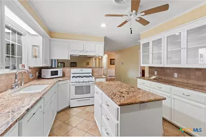1413 N 11th Street, Temple, TX 76501 - Photo 11
