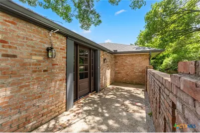 1413 N 11th Street, Temple, TX 76501 - Photo 5