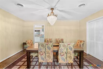 1413 N 11th Street, Temple, TX 76501 - Photo 9