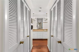 1413 N 11th St, Temple, TX 76501 - Photo 21